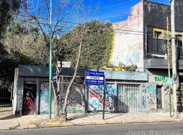 Terreno · 107m² · 3 Ambientes · Lote de Terreno en Venta en Temperley. Zonificación R2.1 (Fos: 0.6 y Fot 1.8 Premios).