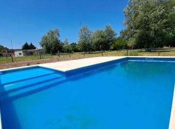 Casa de 4 ambientes, San Vicente · Casa en Venta de 4 Amb C/ Cochera y Pileta en San Eliseo Golf