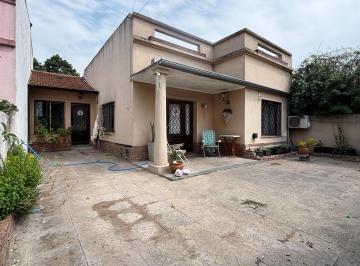 Casa 300m² Venta Don Torcuato · Venta Casa · 5 Ambientes · Pileta · Depto Auxiliar Al Fondo · Don Torcuato