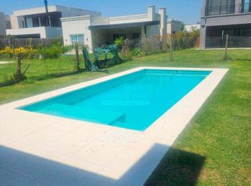 LHP-LHP-3185_2 · Casa en Venta con Pileta 3 Dorm. - Barrio Vila Marina II