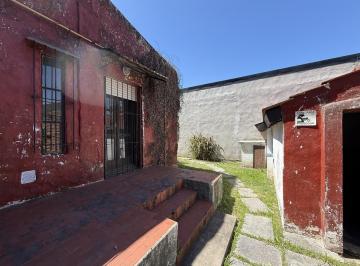 Casa · 100m² · 4 Ambientes · Casa en Venta en Tucuman Al 2300 - Bella Vista