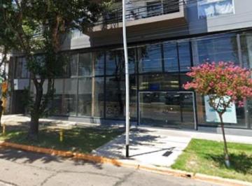 Local comercial · 594m² · 2 Cocheras · Local en Venta o Alquiler en Avellaneda