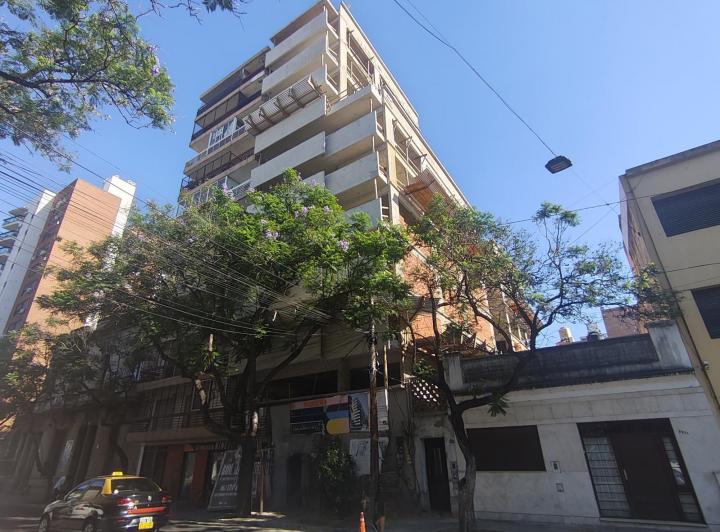 Desarrollo vertical · Salta y Oroño