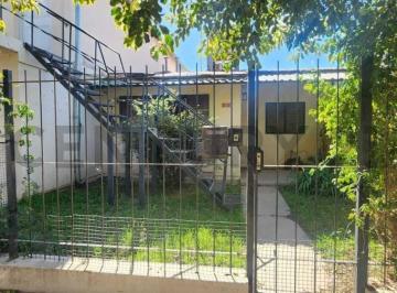 Casa · 191m² · 5 Ambientes · 1 Cochera · Oportunidad Casa Mas Departamento en Rio Cuarto