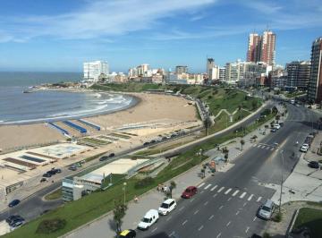 Departamento · 350m² · 4 Ambientes · 3 Cocheras · Piso Primera Linea Al Mar - Playa Varese