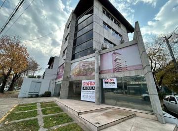 Local comercial · 120m² · 1 Cochera · Local en Alquiler Vicente Lopez