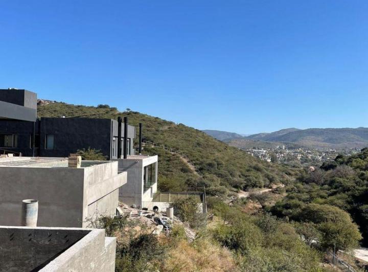 Terreno · 1041m²