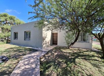 Casa · 120m² · 5 Ambientes · 1 Cochera · Talar de Mendiolaza - a Estrenar