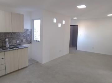 ESTAR COMEDOR CON COCINA INTEGRADA · Departamento Tipo Casa a Estrenar, en Pa, con Entrada por Pasillo - Remedios de Escalada