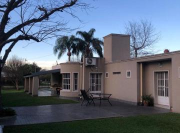 Casa de 10 ambientes, Ciudad de Santa Fe · Casa en Villa California, Calle Los Urunday