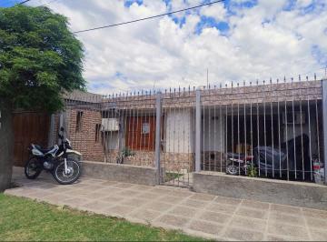 Casa de 8 ambientes, Villa Mercedes · Casa con 250 m² en Venta con 3 Dorm. en Belgrano