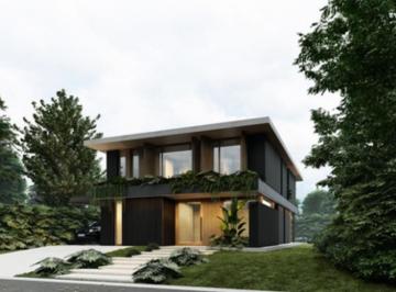 Casa · 270m² · 6 Ambientes · 4 Cocheras · Casa en Los Castaños a Estrenar