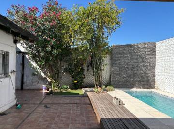 Casa de 5 ambientes, La Plata · Casa en Venta de 3 Dorm. en Tolosa, La Plata