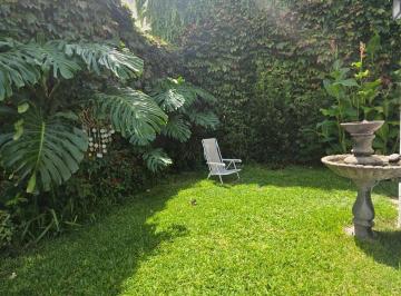 Casa · 135m² · 3 Ambientes · 1 Cochera · Casa en Beccar 2 Dorm. en Lote Propio