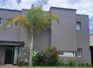 AMN-AMN-3843_2 · Casa en Venta en San Francisco - Villanueva