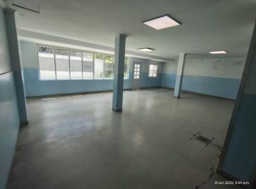 Consultorio de 10 ambientes, Moreno · Edificio Oficinas Consultorios