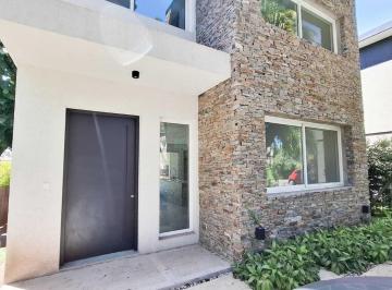 Casa · 180m² · 4 Ambientes · 1 Cochera · Casa en Venta Ubicado en Pacheco Norte, General Pacheco, Tigre