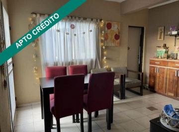 OMP-OMP-4968_2 · Venta Departamento PH 4 Amb. C/patio. Apto Credito. Caseros