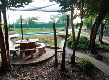 Casa · 44m² · 2 Ambientes · 5 Cocheras · Venta Cabaña en Victoria con Piscina Exclusiva