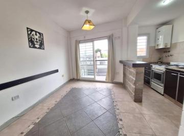 Departamento de 2 ambientes, La Matanza · Venta con Renta Asegurada - 2 Ambientes Semi - Piso - San Justo (A m Hosp Italiano y Unlam