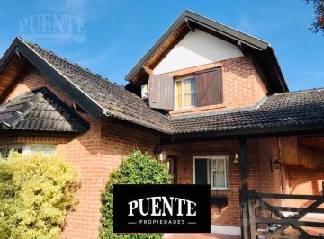Casa · 170m² · 5 Ambientes · 1 Cochera · Campos de Echeverria, en Excelente Ubicación!