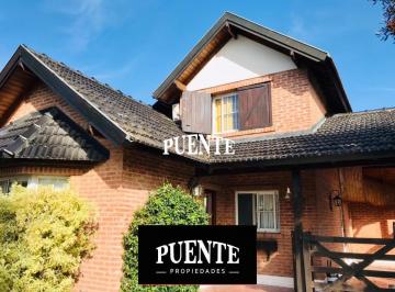 Casa · 170m² · 5 Ambientes · 1 Cochera · Campos de Echeverria, en Excelente Ubicación!