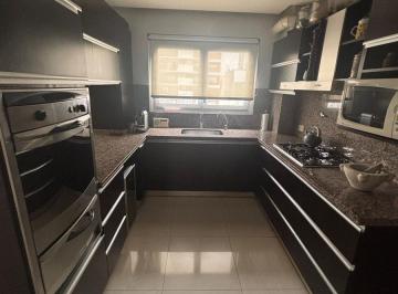 Departamento · 139m² · 4 Ambientes · Espectacular 4 Amb Reciclado con Hermoso Balcon Terraza con Parrilla! Peron 1900