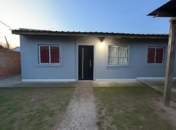 Casa · 60m² · 4 Ambientes · 1 Cochera · Casa de 3 Amb en La Union Ezeiza