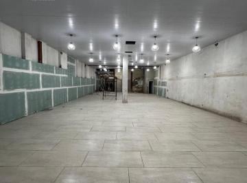 Local comercial · 270m² · 1 Ambiente · Local de 270 m Cubiertos en Venta - San Fernando