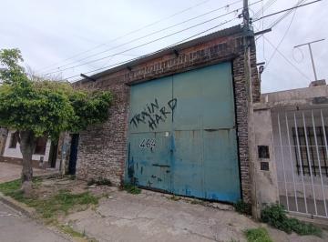 Bodega-Galpón · 198m² · 1 Ambiente · 1 Cochera · Galpón en Roque Saenz Peña