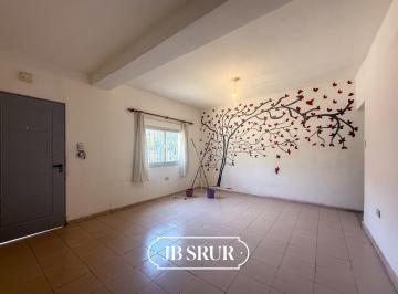 Casa · 127m² · 5 Ambientes · 1 Cochera · Casa en Venta en Colinas de Velez Sarsfield Apto Crédito
