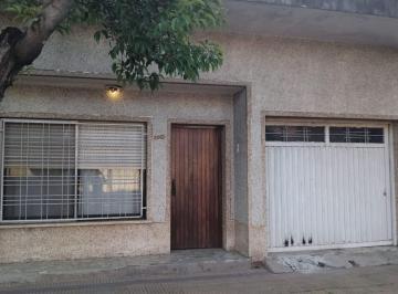 Casa de 5 ambientes, Avellaneda · Casa Americana 4 Amb C/garaje, Terraza y Departamento de Servicio