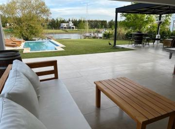 Casa · 400m² · 6 Ambientes · Casa en Venta en San Juan, Villanueva, Tigre
