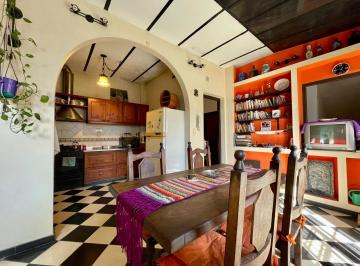 PH · 140m² · 4 Ambientes · 1 Cochera · Venta PH Tipo Casa 4 Ambientes con Garage y Terraza