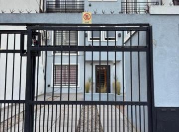 Departamento · 70m² · 3 Ambientes · 1 Cochera · Departamento 3 Ambientes Venta Ramos Mejia