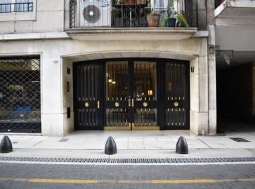 Departamento · 174m² · 7 Ambientes · Departamento de 4 Dorm. en Venta en Retiro - Contrafrente a Jardines con Vista Abierta!