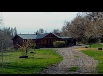 Casa de 3 ambientes, Trelew · Chacra con Costa de Rio Chubut