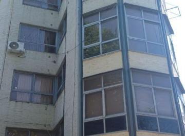 Oficina comercial de 2 ambientes, Lomas de Zamora · Frente a Plaza Grigera Oficina de 27 m