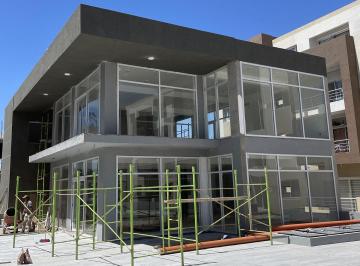 Departamento de 3 ambientes, Moreno · Departamento Pozo Paso del Rey 3 Amb con Cochera - Entrega Dic