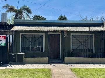 Casa de 4 ambientes, Almirante Brown · Excelente Inmueble