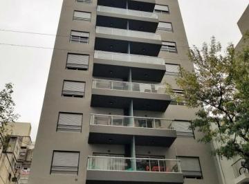 Departamento · 47m² · 2 Ambientes · Departamento en Alquiler 2 Ambientes Al Frente con Balcon