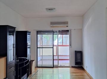 Living Comedor · Hermoso Departamento Al Frente con Balcon Corrido y Excelente Ubicacion