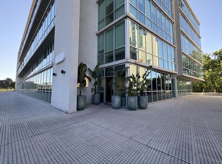 Local comercial · 187m² · 1 Cochera
