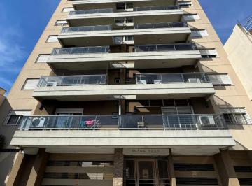 Departamento de 2 ambientes, General San Martín · Departamento 2 Ambientes con Cochera en Venta - San Martin Centro