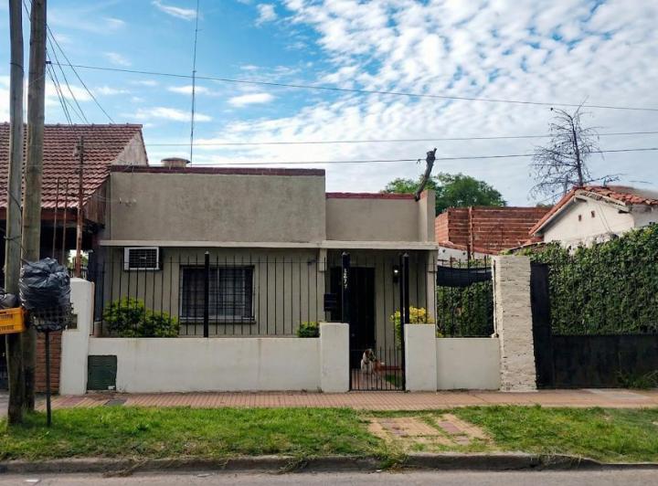 Casa · 70m² · 3 Ambientes · 1 Cochera