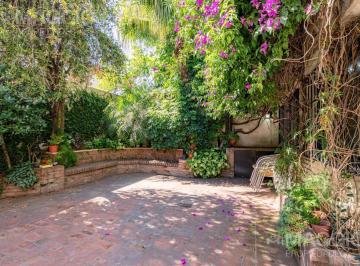 Casa · 185m² · 5 Ambientes · 2 Cocheras · Venta Casa en Haedo