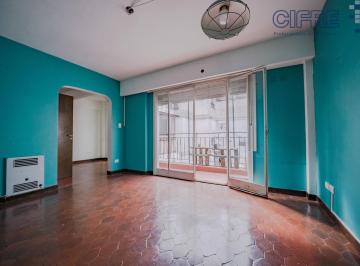Departamento · 57m² · 2 Ambientes · Departamento Duplex en Recoleta de 2 Ambientes con 2 Baños y 2 Balcones