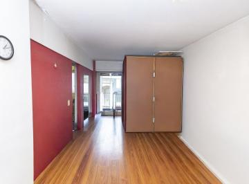 Departamento · 30m² · 1 Ambiente · Venta Monoambiente 3° Piso Al Frente | Balcón con Sol Pleno | Cocina Independiente | Baño Reciclado