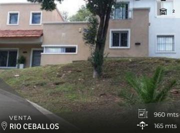 Casa · 165m² · 4 Ambientes · 2 Cocheras · Rio Ceballos