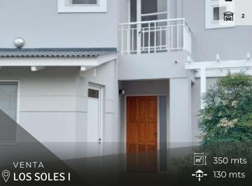 Casa · 130m² · 2 Ambientes · 2 Cocheras · Los Soles I (Valle Escondido) - Townhouse